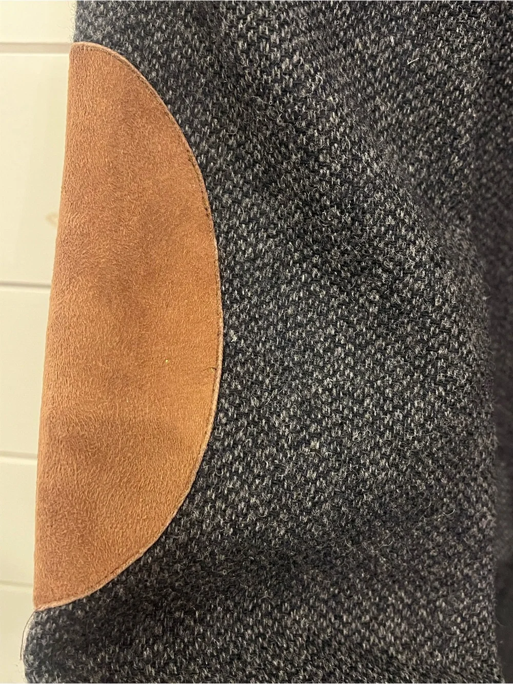 Men's Vintage Kuppenheimer Dark Charcoal Tweed Blazer with Brown Elbow Patches